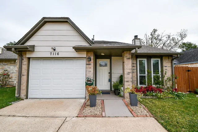 $235,000 | 7116 Golden Dale Court, Cypress, TX 77433