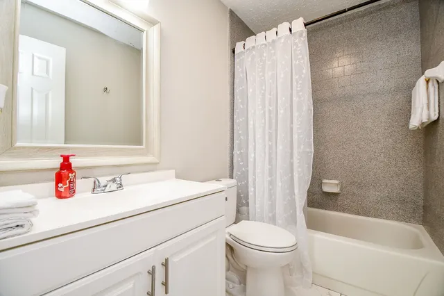 $235,000 | 7116 Golden Dale Court, Cypress, TX 77433