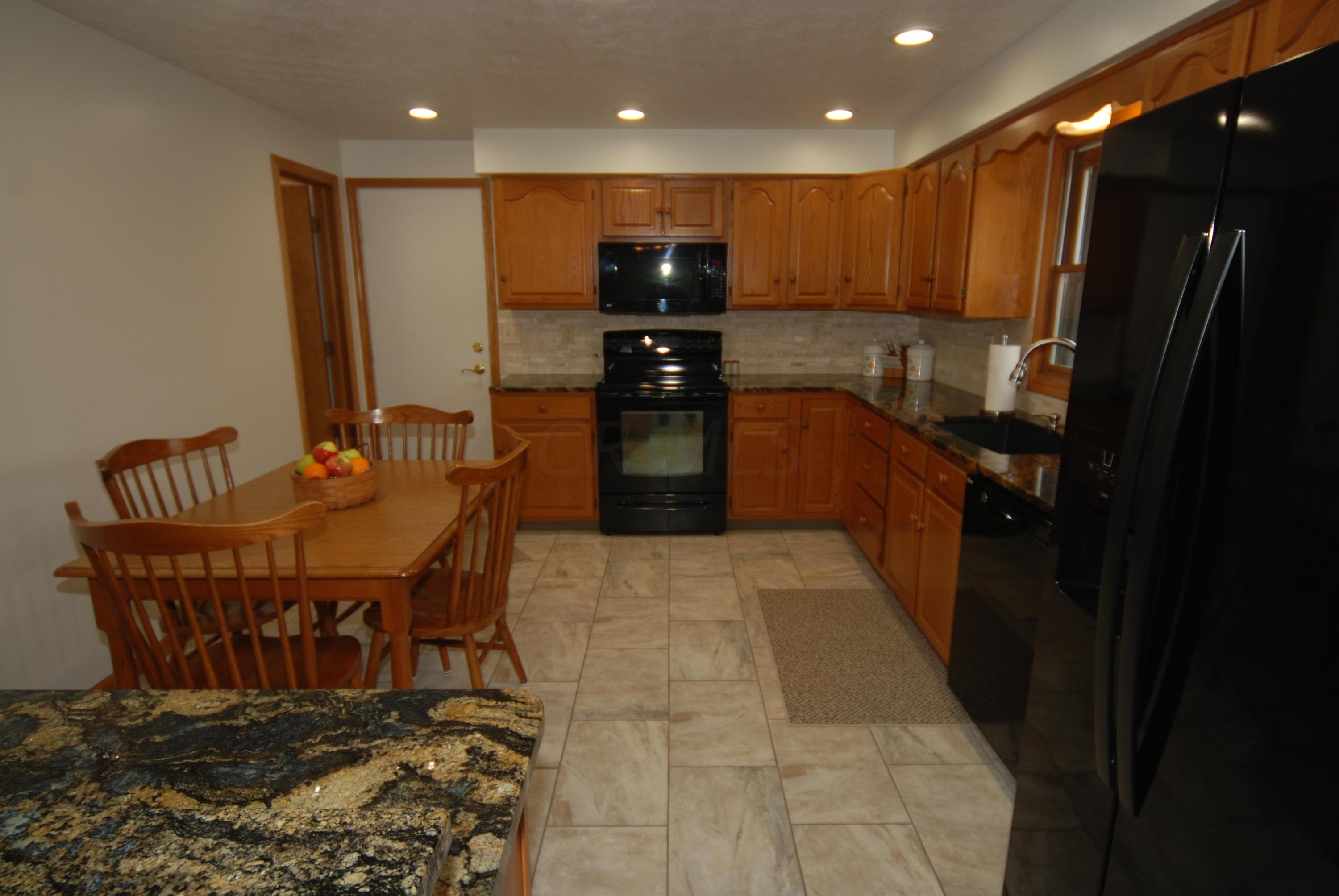 5202 Flatfoot Road Cable, OH 43009 - Photo 17 of 81