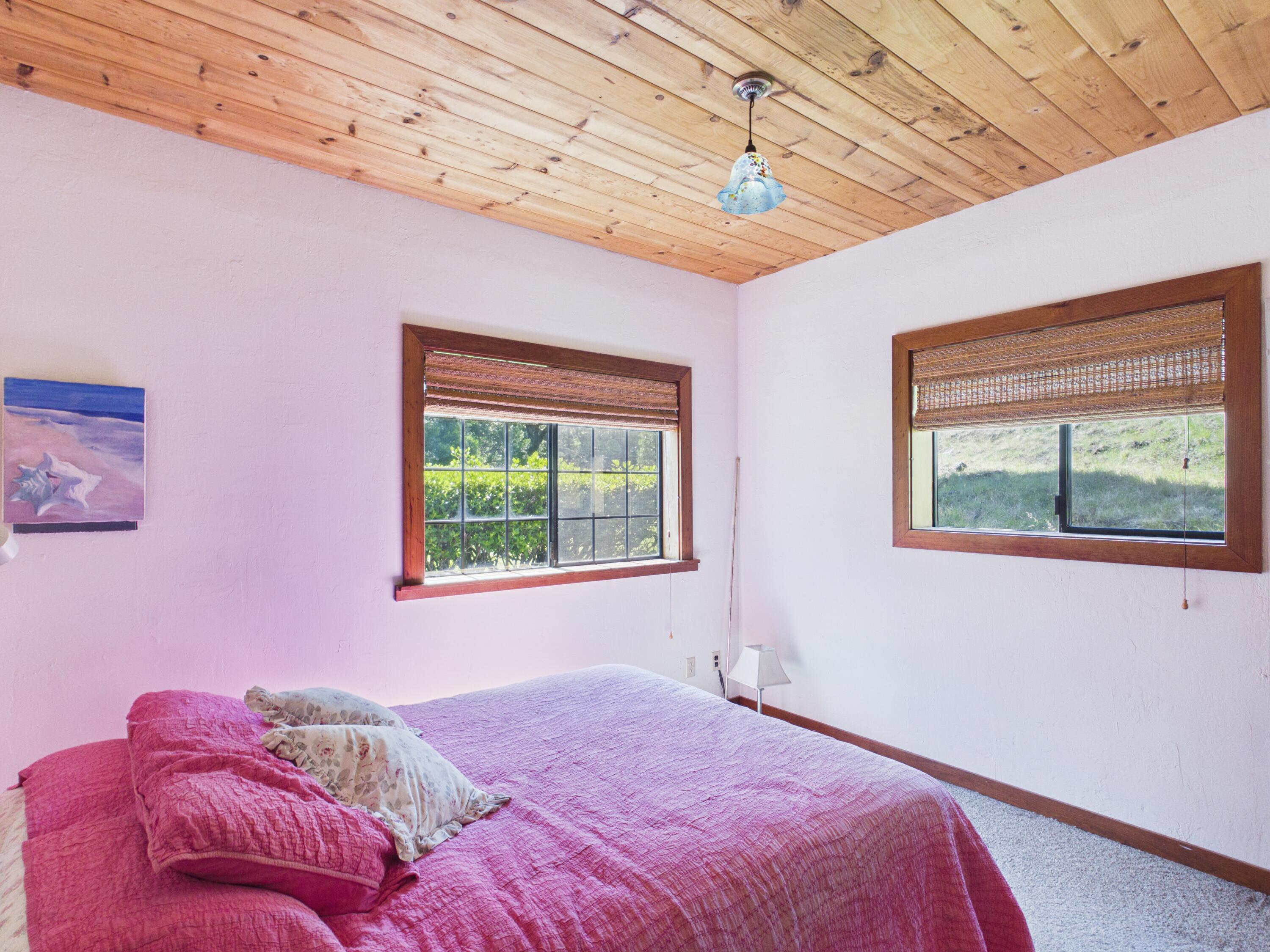 7926 Thomas Road Miranda, CA 95553 - Photo 47 of 83