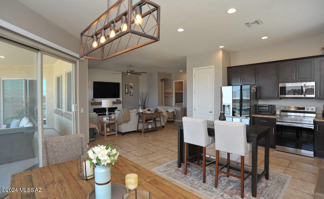 13867 East Bear Back Ridge Place Vail, AZ 85641 - Photo 15 of 40 Gallery Image 15