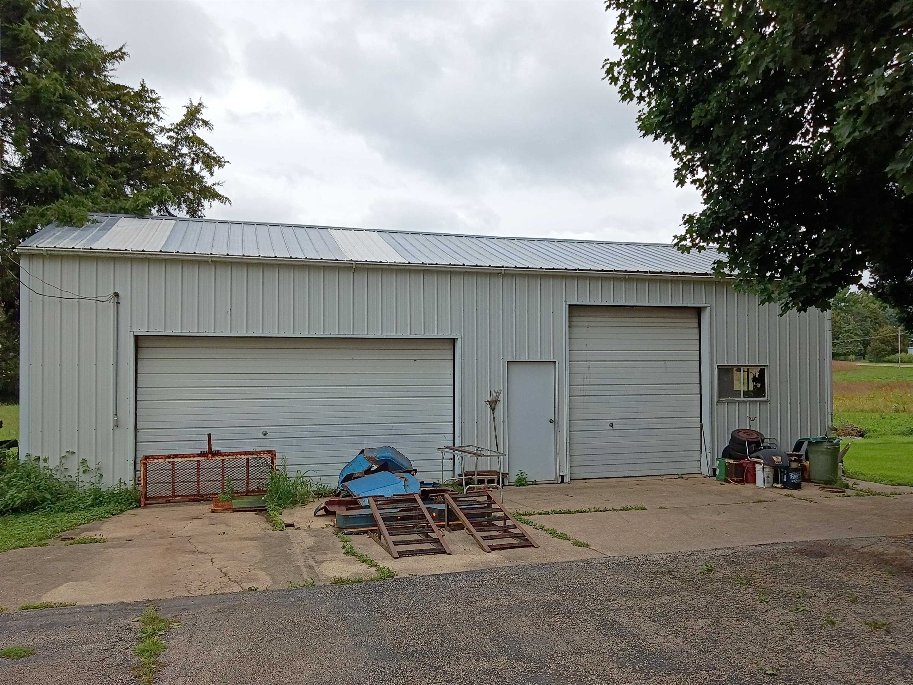 2628 West Florence Road Freeport, IL 61032 - Photo 10 of 13 Gallery Image 10