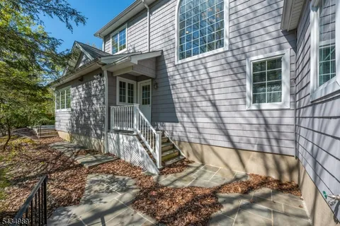 $945,000 | 43 Brush Hill Road, Kinnelon, NJ 07405