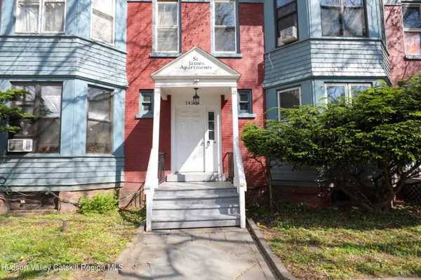 $1,800 | 141 St James Street, Unit 4B, Kingston, NY 12401