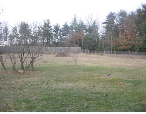 66 Holyoke Road Westfield, MA 01085 - Photo 4 of 14 Gallery Image 4