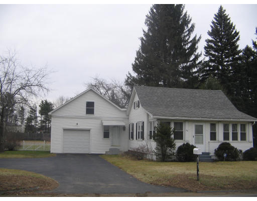 66 Holyoke Road Westfield, MA 01085 - Photo 5 of 14 Gallery Image 5