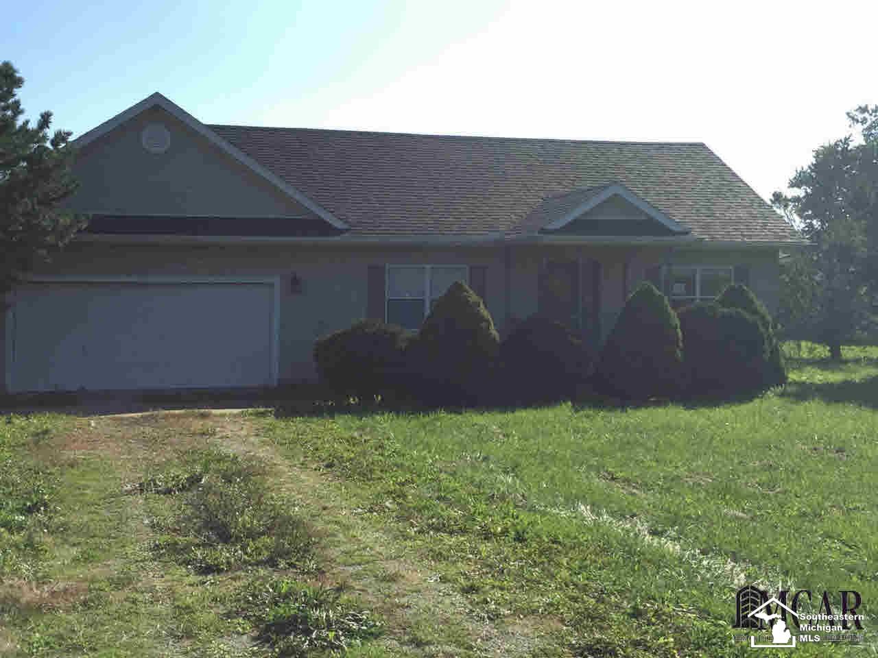 1435 East Sterns Road Erie, MI 48133 - Photo 2 of 13