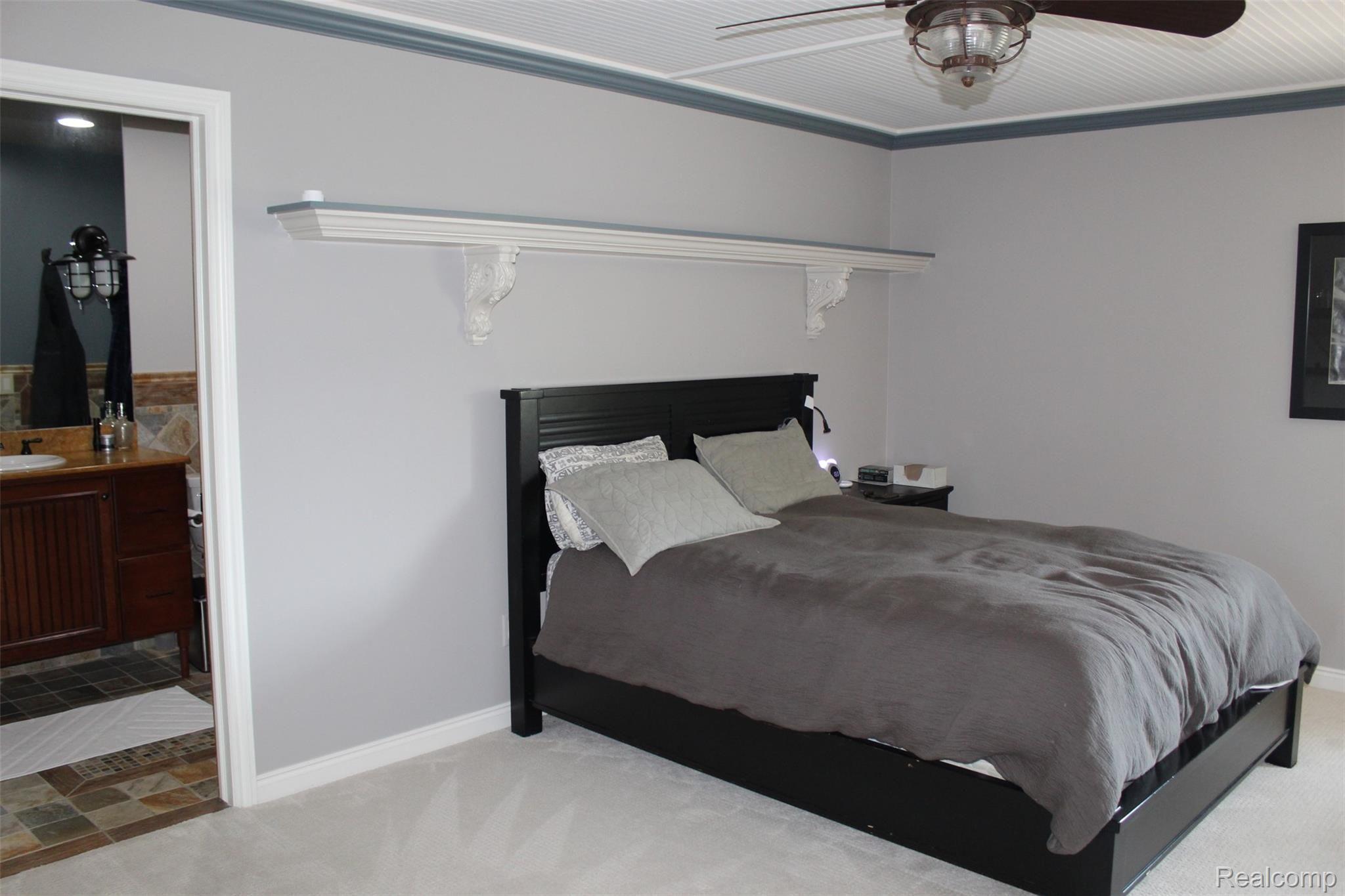 4588 Oakhurst Ridge Road Clarkston, MI 48348 - Photo 45 of 76 Upper bedroom and full bathroom.JPG