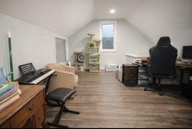 65 Stearns Terrace Chicopee, MA 01013 - Photo 12 of 16