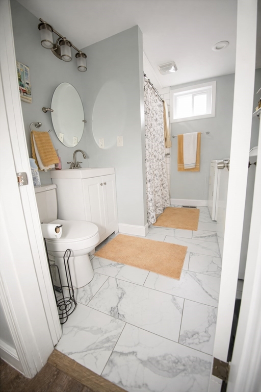 65 Stearns Terrace Chicopee, MA 01013 - Photo 5 of 16