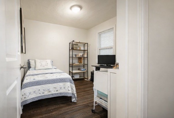 65 Stearns Terrace Chicopee, MA 01013 - Photo 10 of 16