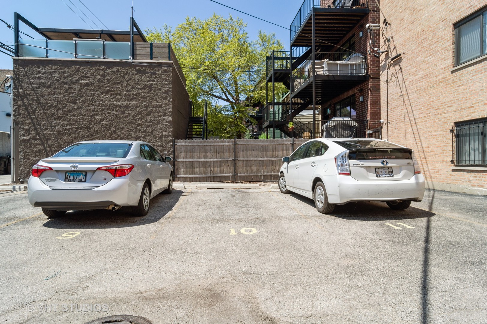 711 West Melrose Street, Unit B2 Chicago, IL 60657 - Photo 22 of 22 a view of car parked in parking lot
