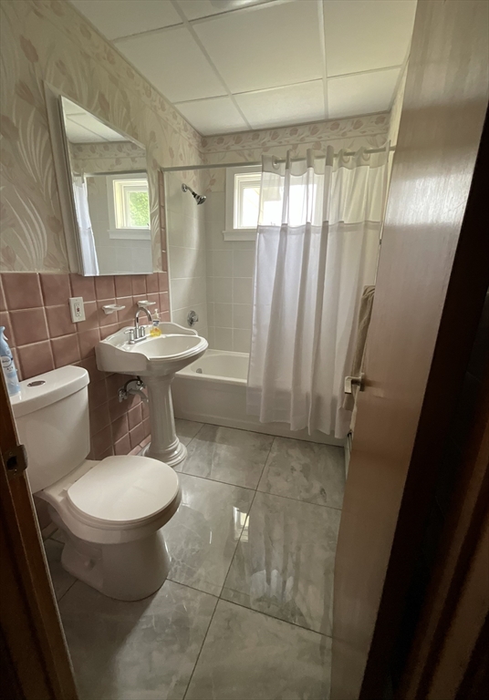 198 John Street Fall River, MA 02721 - Photo 9 of 10