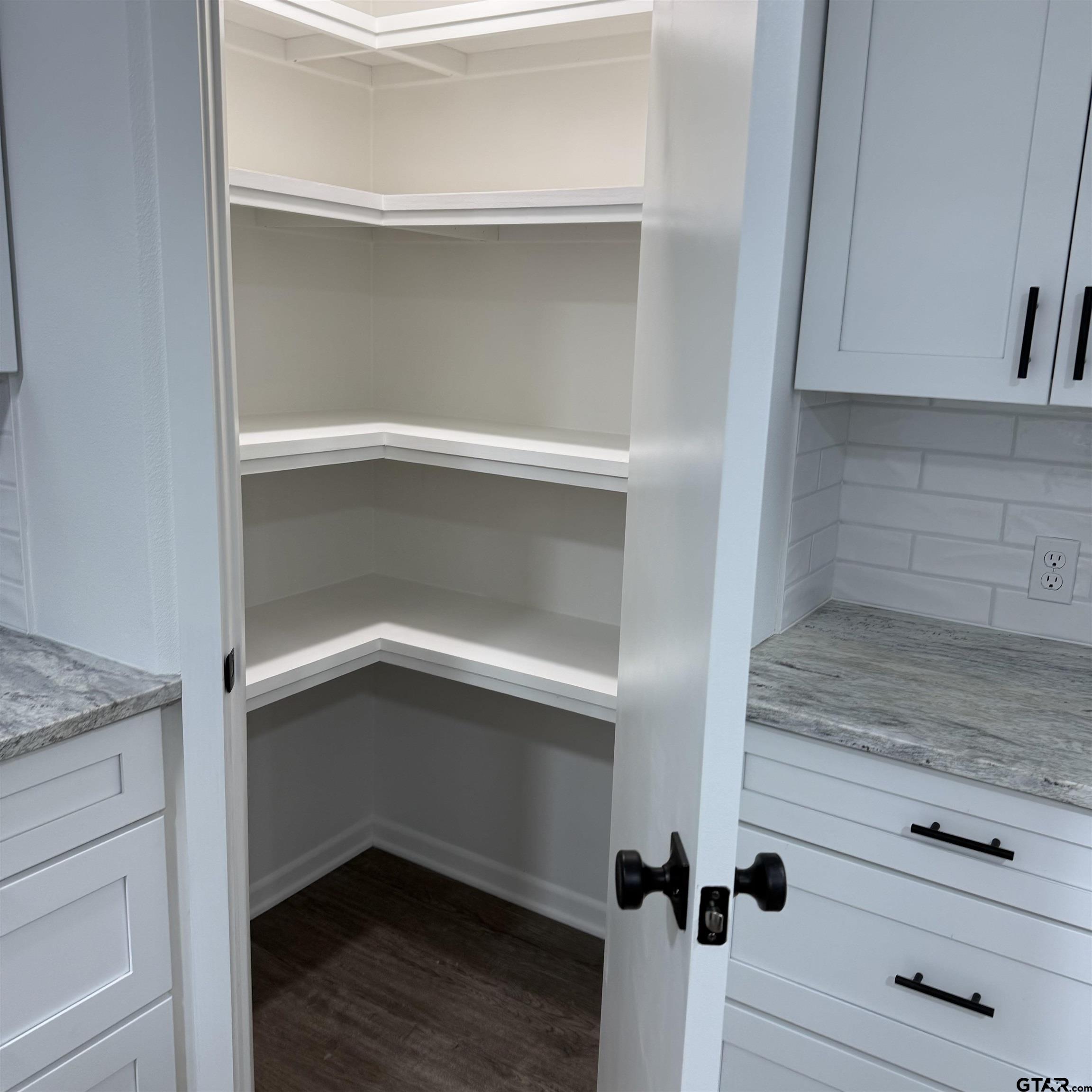 1906 Barbara Street Tyler, TX 75701 - Photo 12 of 25