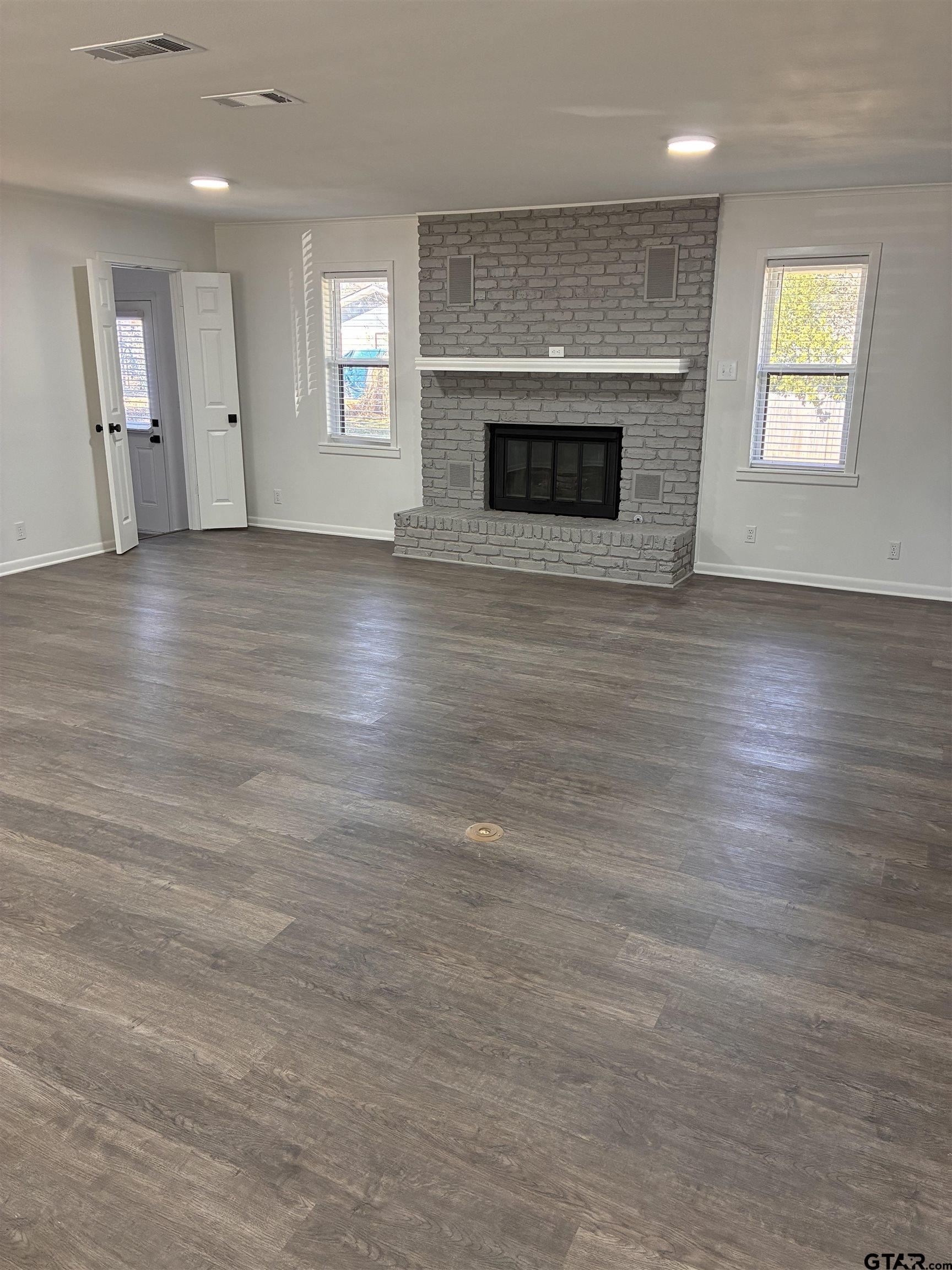 1906 Barbara Street Tyler, TX 75701 - Photo 5 of 25