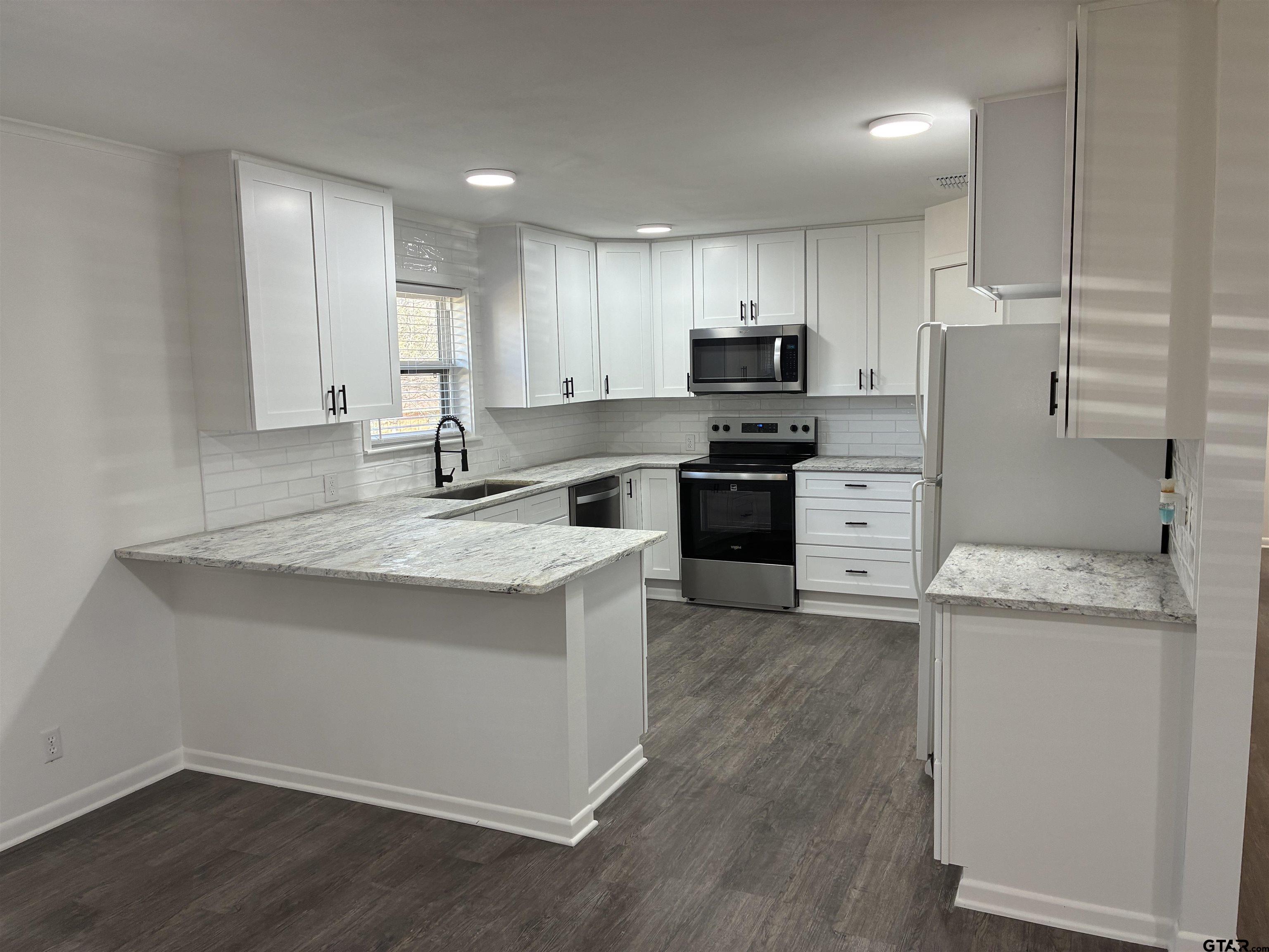 1906 Barbara Street Tyler, TX 75701 - Photo 9 of 25