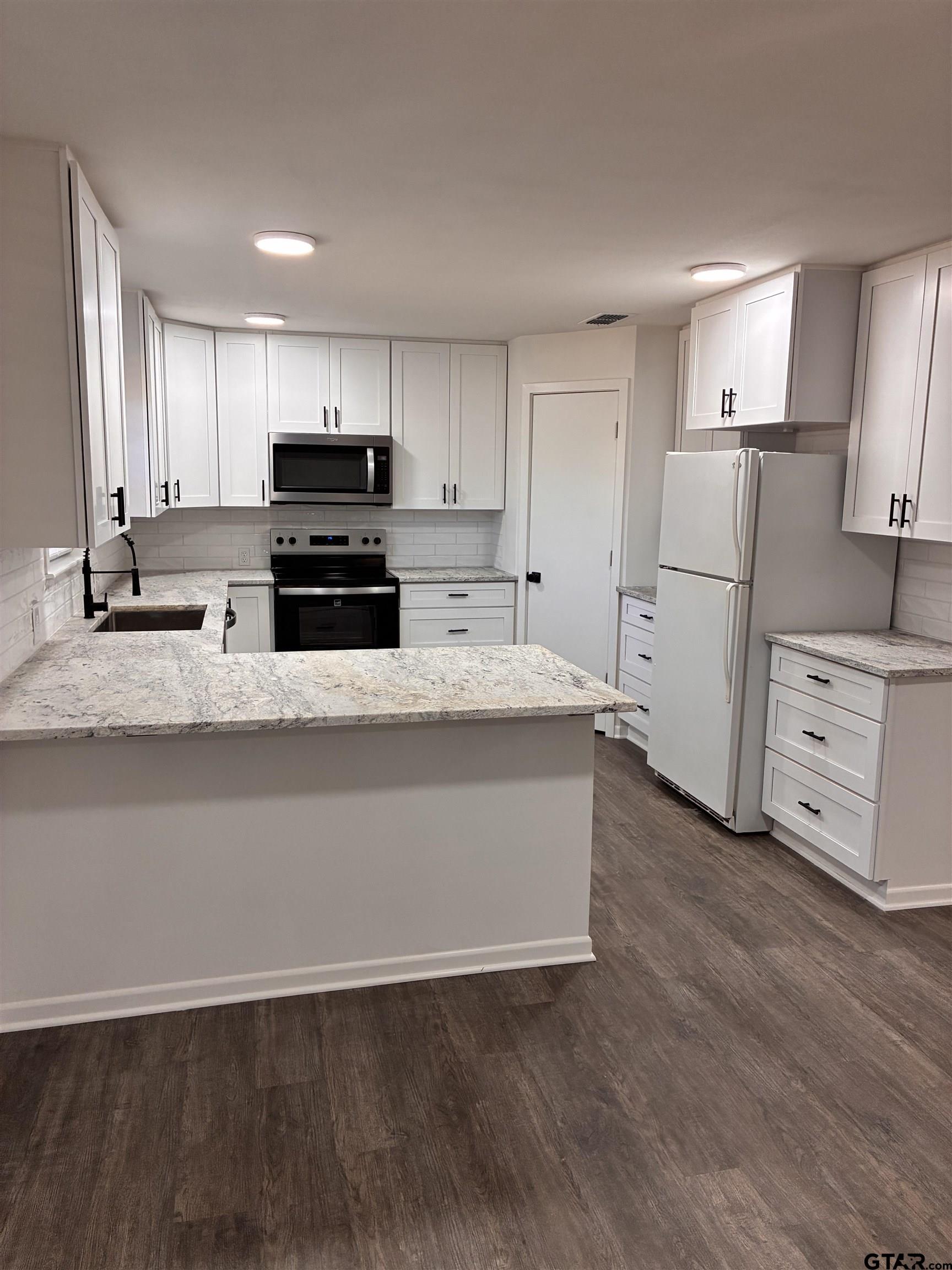 1906 Barbara Street Tyler, TX 75701 - Photo 10 of 25