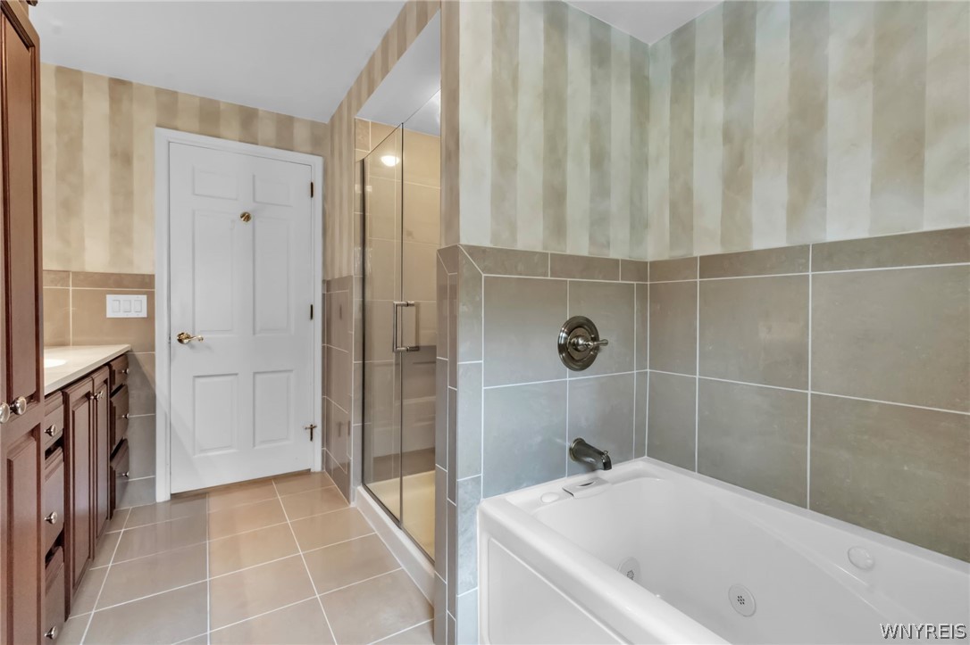 6905 Powers Road Orchard Park, NY 14127 - Photo 22 of 41 Full bathroom