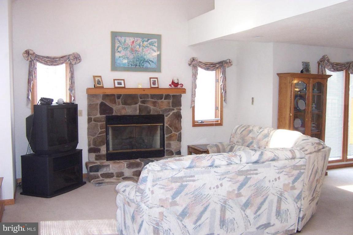786 Lime Quarry Road Gap, PA 17527 - Photo 4 of 16