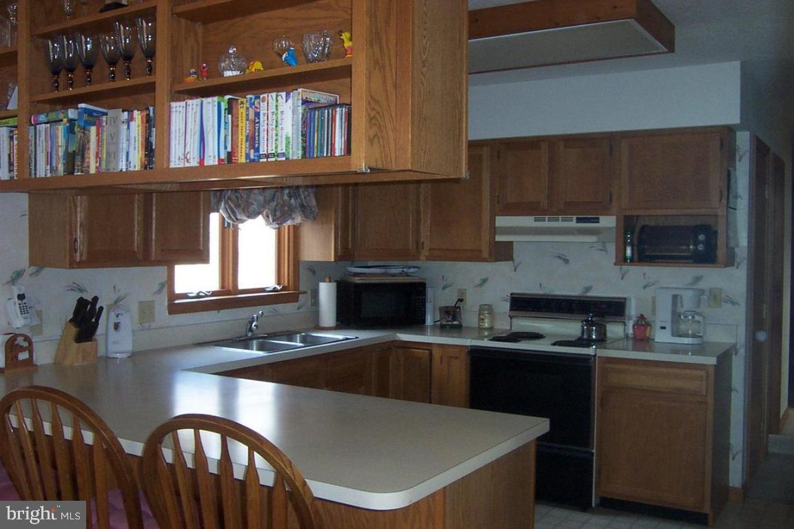 786 Lime Quarry Road Gap, PA 17527 - Photo 7 of 16