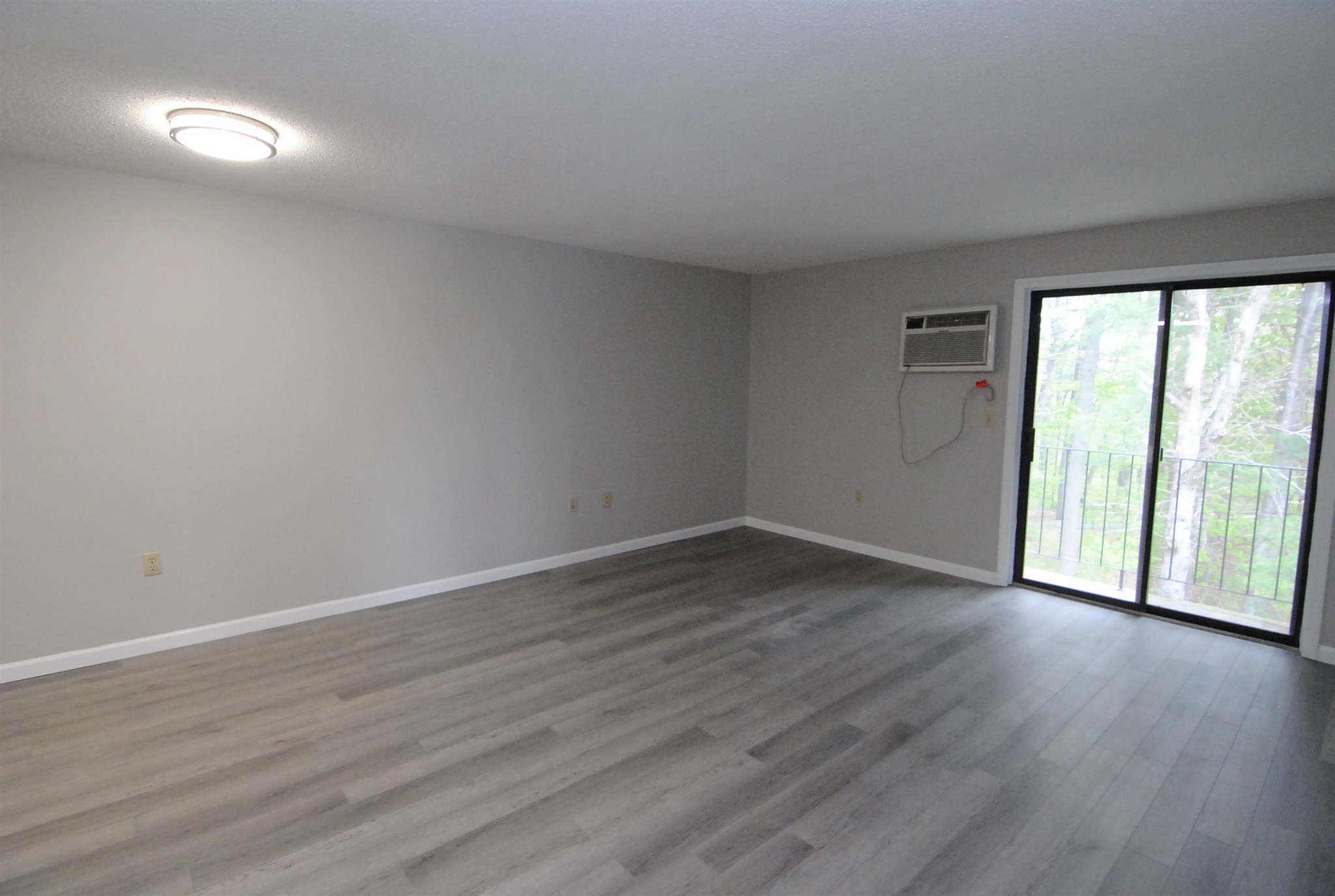 3 Knights Bridge Drive, Unit 301 Nashua, NH 03063 - Photo 13 of 21