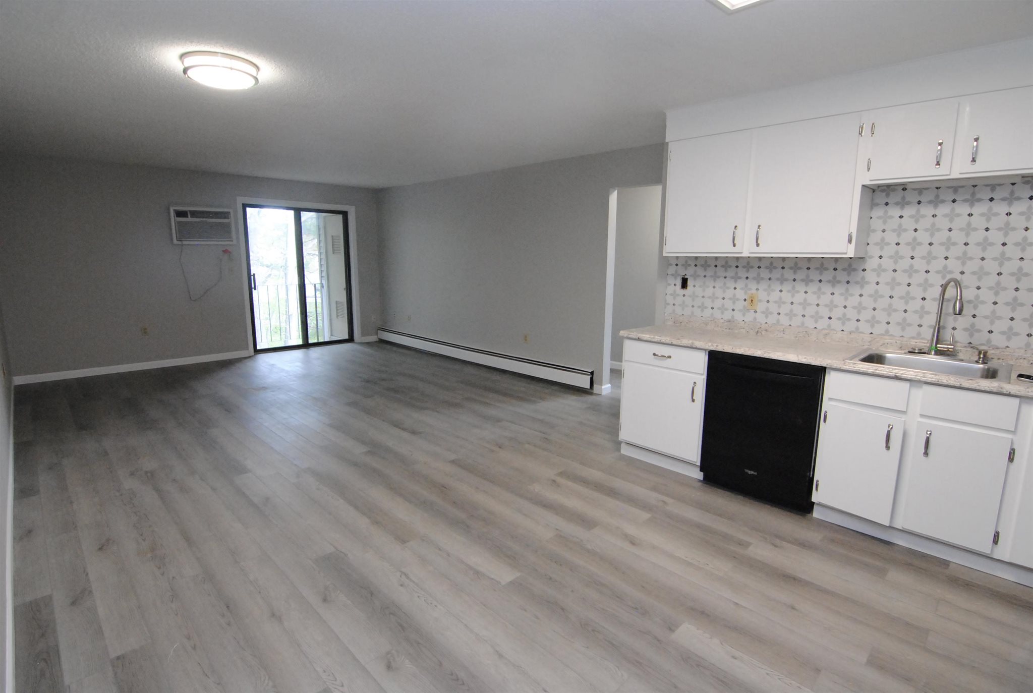 3 Knights Bridge Drive, Unit 301 Nashua, NH 03063 - Photo 14 of 21