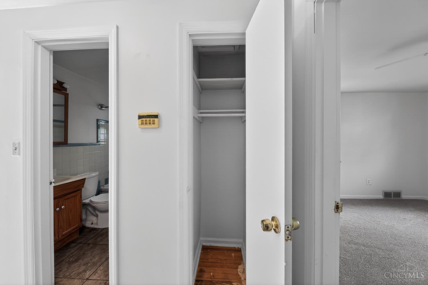 2505 Rack Court Cincinnati, OH 45239 - Photo 29 of 31