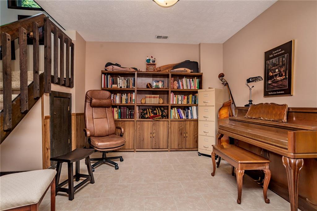 460 Iron Bridge Road Cicero, IN 46034 - Photo 10 of 24 Gallery Image 10