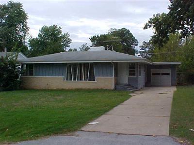 2137 South Delaware Avenue Springfield, MO 65804 - Photo 1 of 1 Primary Photo