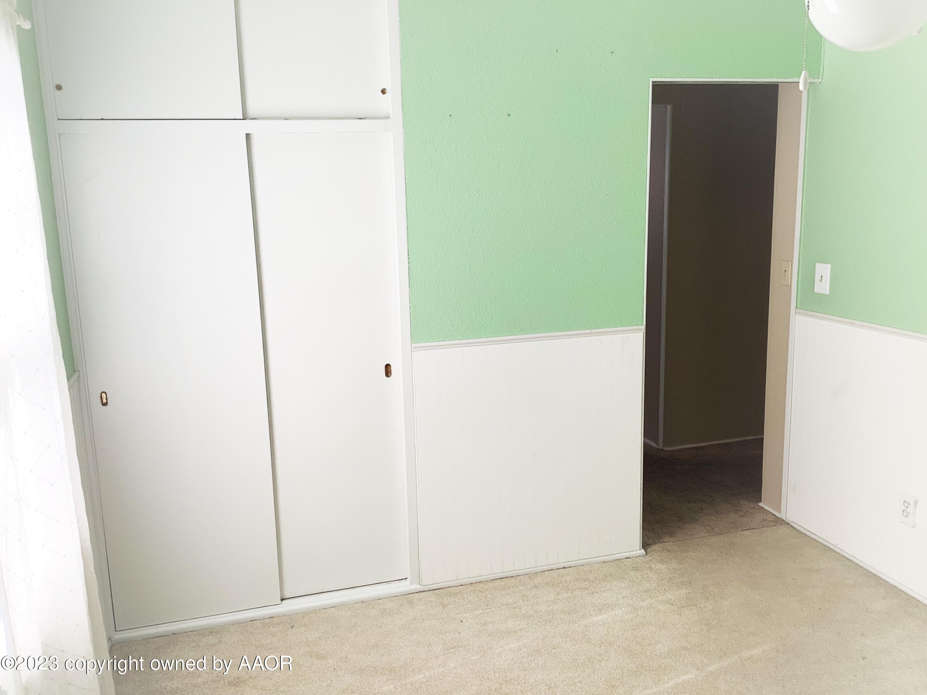 4305 Crockett Street Amarillo, TX 79110 - Photo 20 of 29 Bedroom 4 View 2