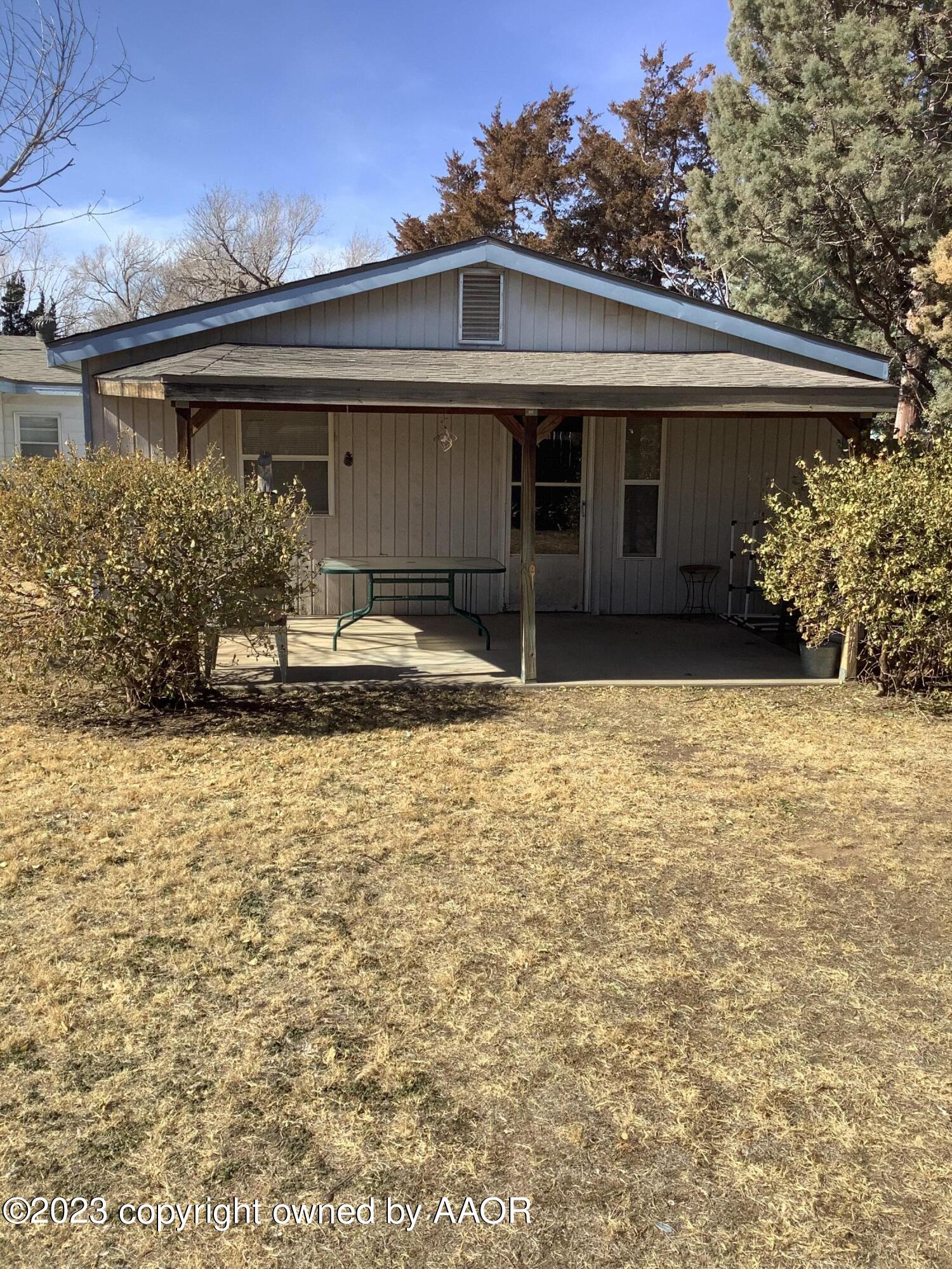 4305 Crockett Street Amarillo, TX 79110 - Photo 23 of 29 Back Patio