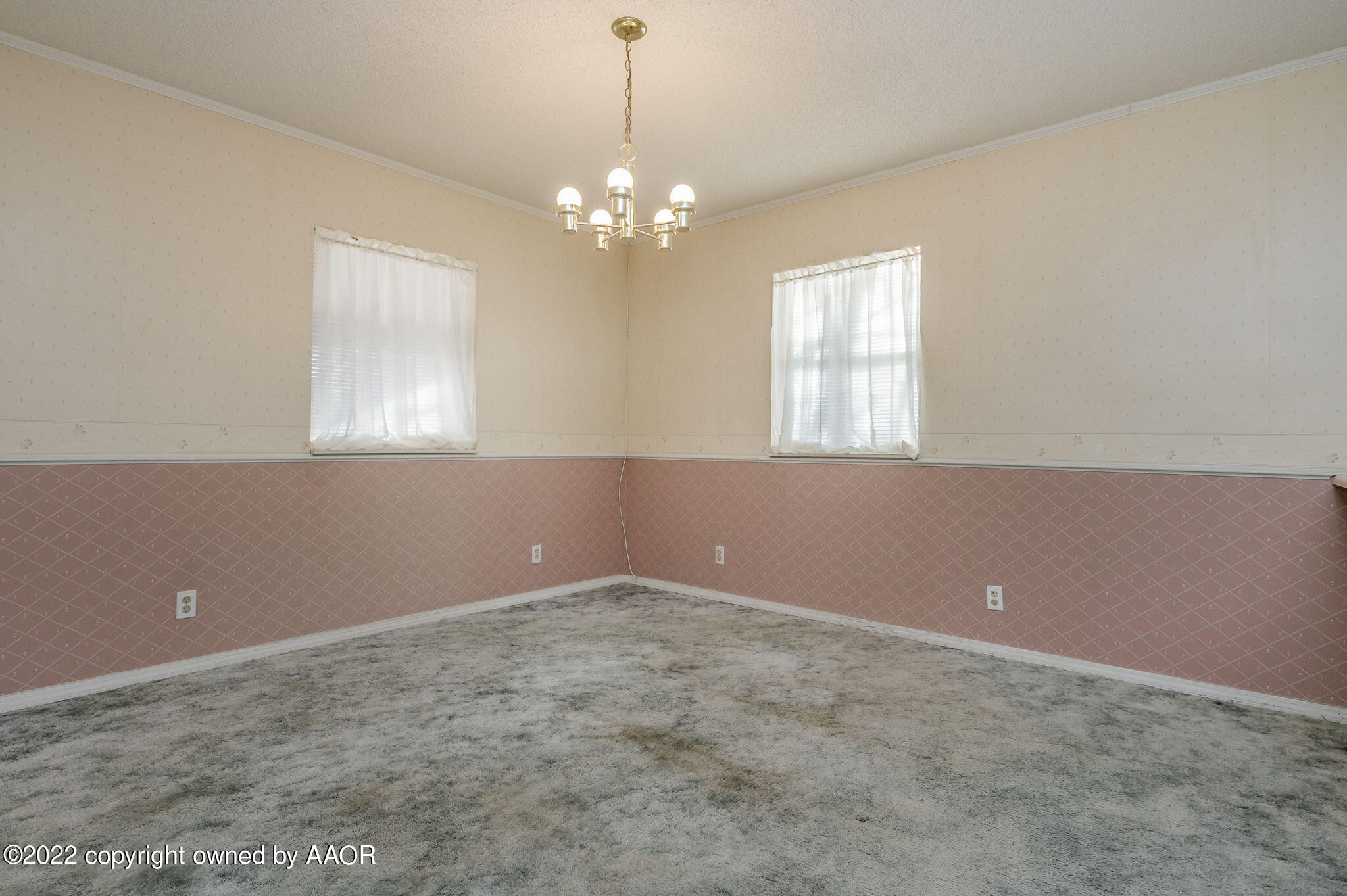 4305 Crockett Street Amarillo, TX 79110 - Photo 8 of 29 Dining Room