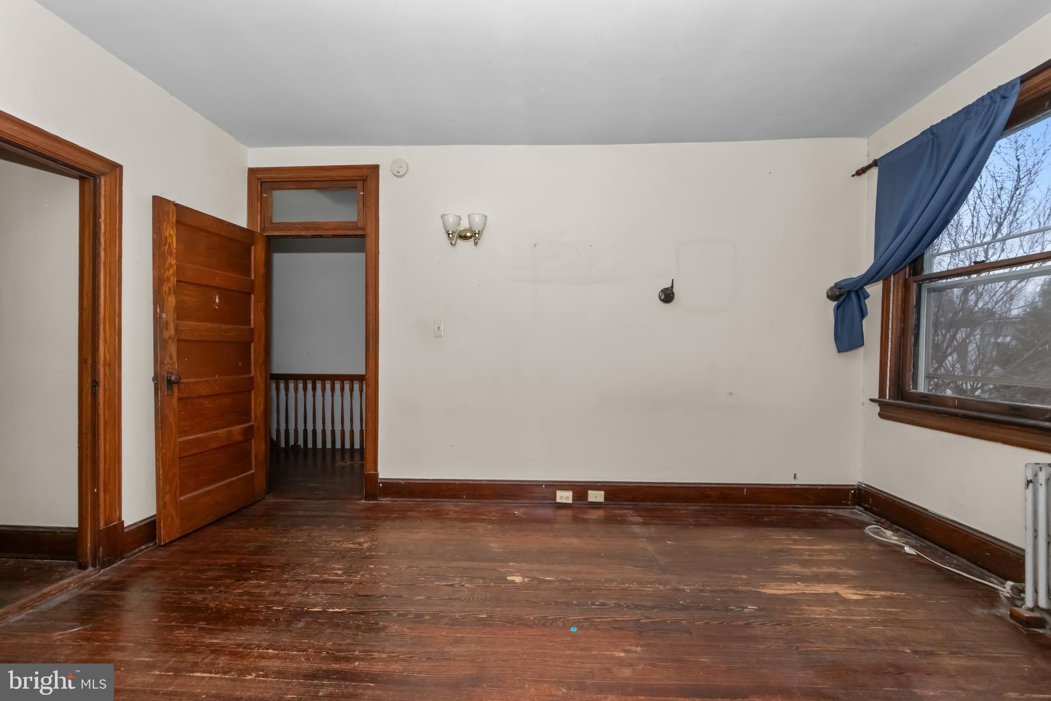 1014 Independence Avenue Southeast Washington, DC 20003 - Photo 25 of 51 a view of an empty room with closet area