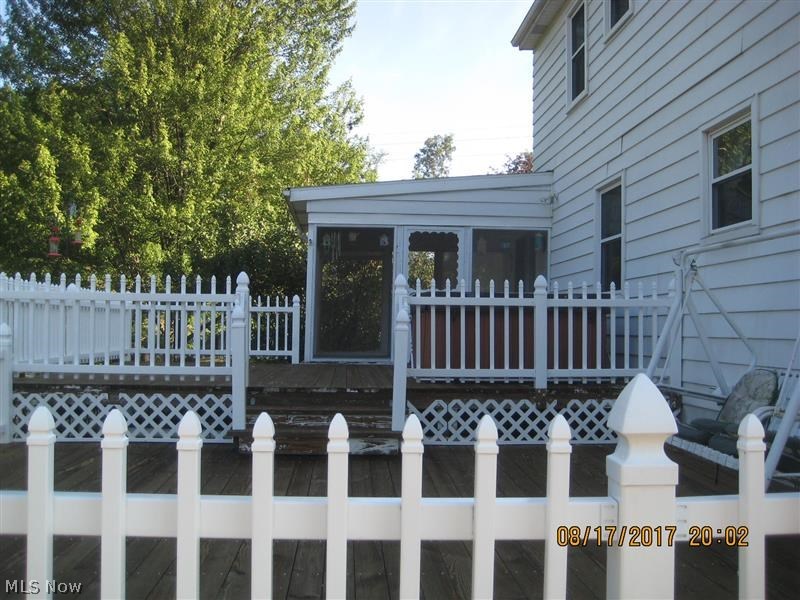 304 Silver Ridge Drive Akron, OH 44321 - Photo 4 of 29 Gallery Image 4