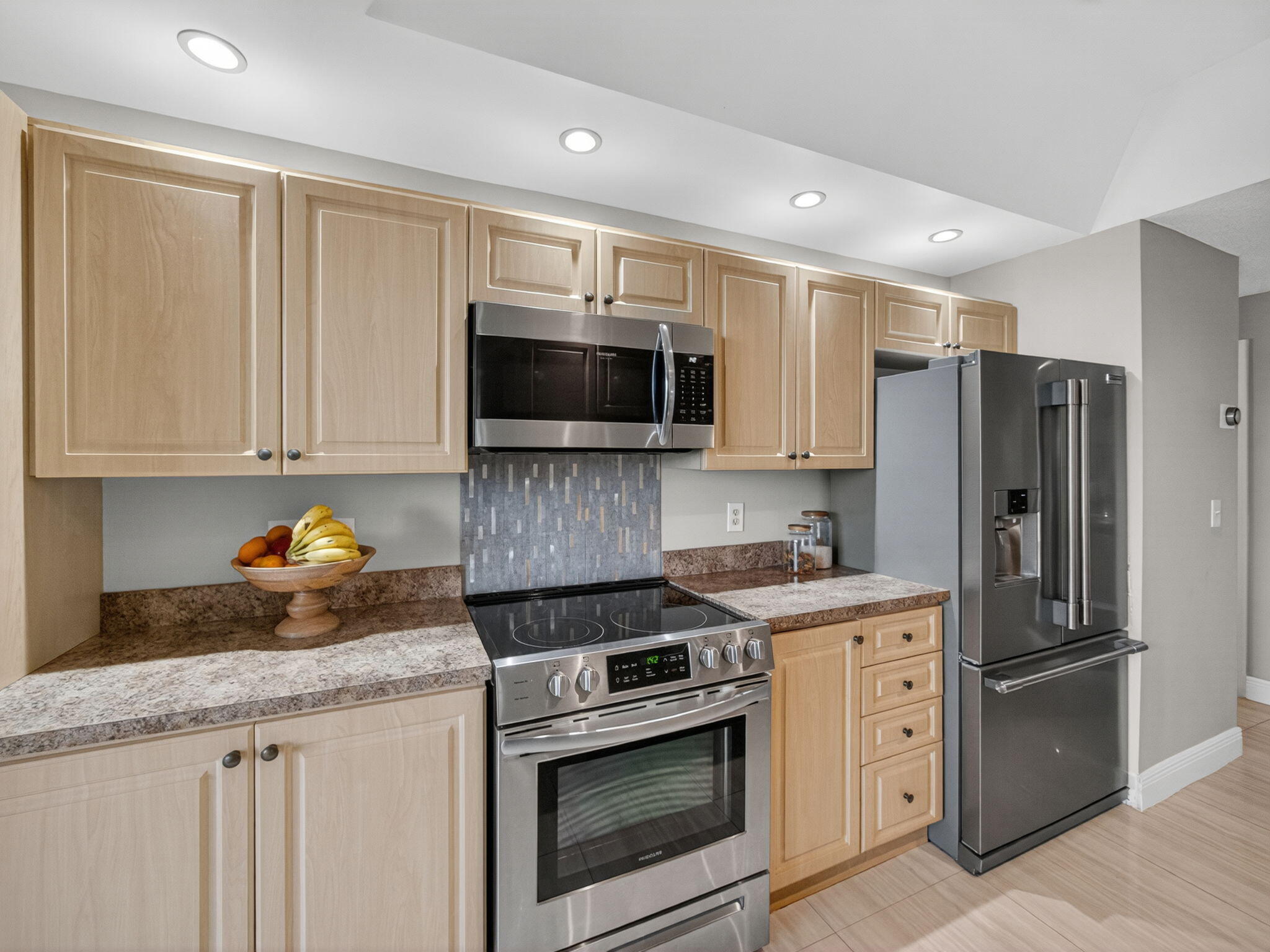 7472 La Paz Boulevard, Unit 109 Boca Raton, FL 33433 - Photo 11 of 29 11-web-or-mls-015