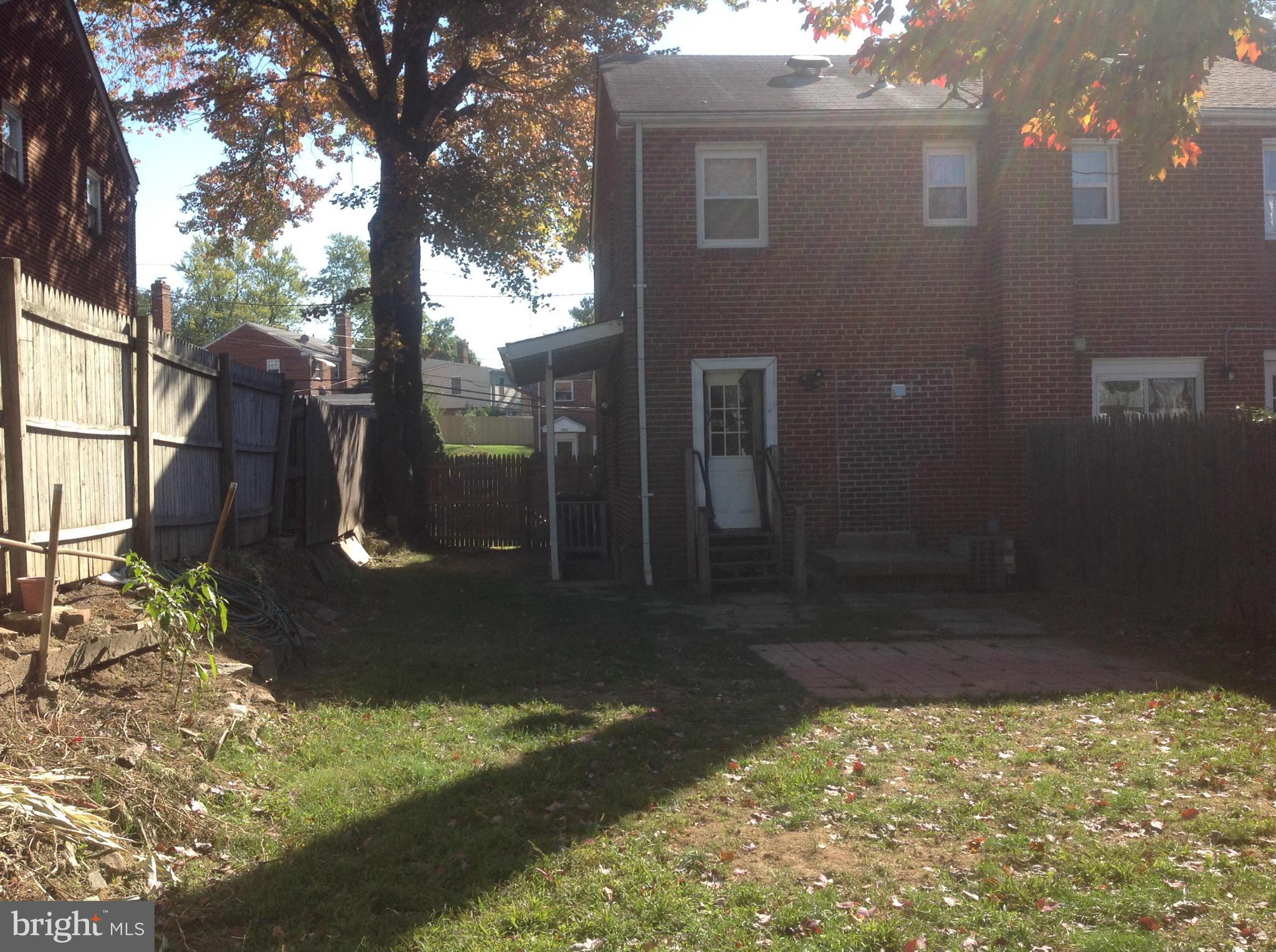 11906 Bluhill Road Silver Spring, MD 20902 - Photo 3 of 30 Exterior (Rear)