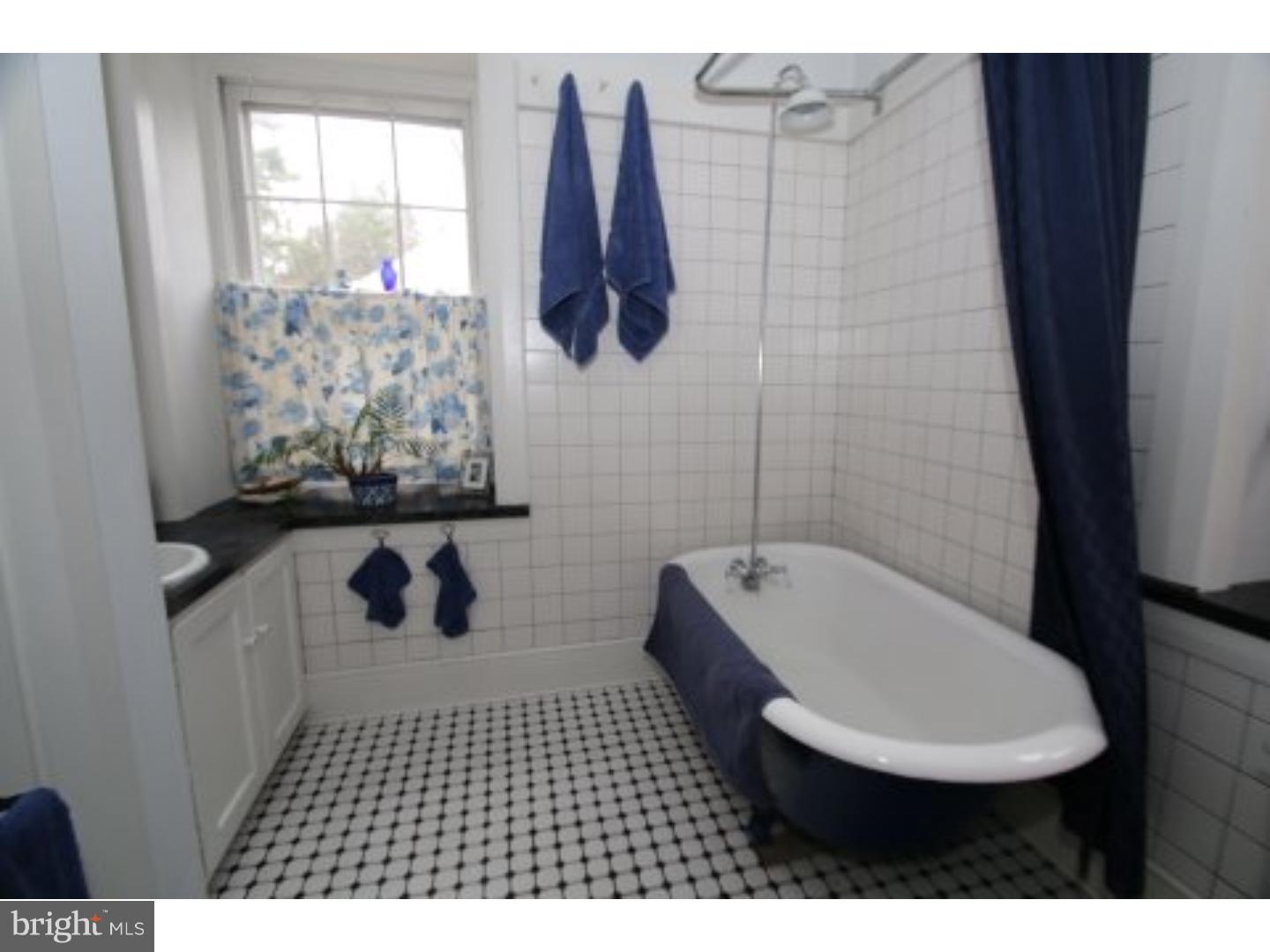 72 Forgedale Road Fleetwood, PA 19522 - Photo 13 of 21 Bathroom