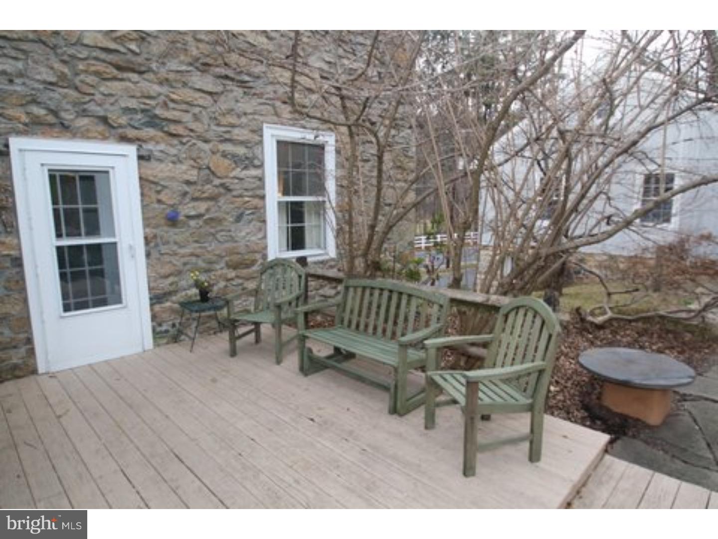 72 Forgedale Road Fleetwood, PA 19522 - Photo 3 of 21 Deck
