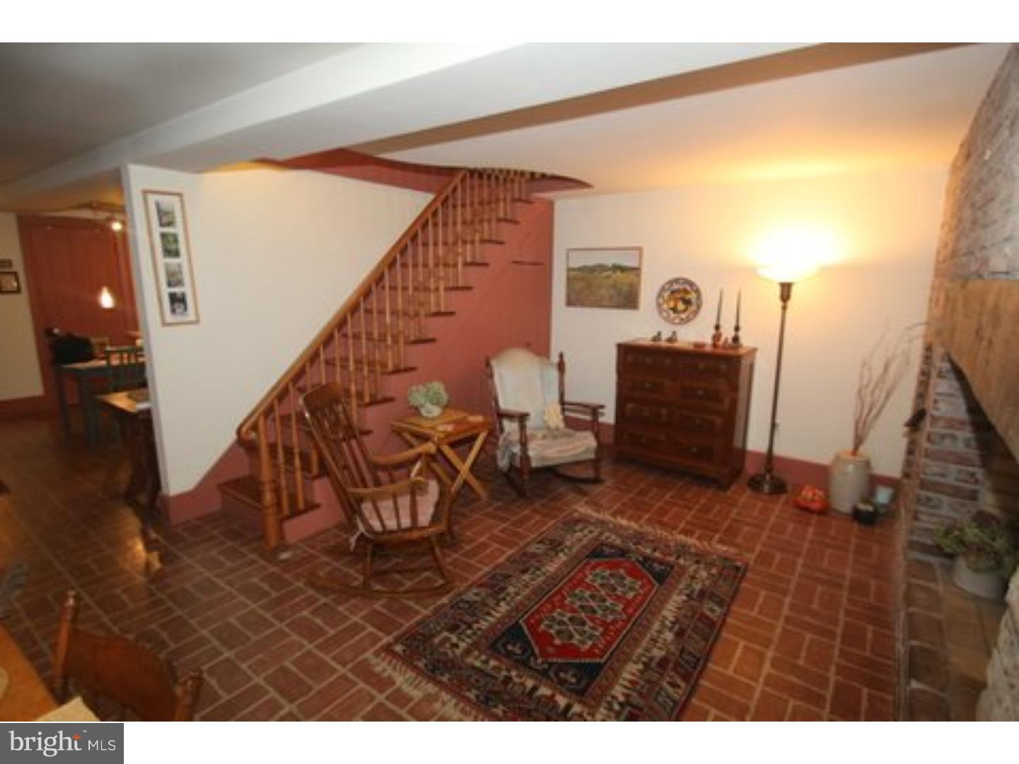 72 Forgedale Road Fleetwood, PA 19522 - Photo 6 of 21 Living Room