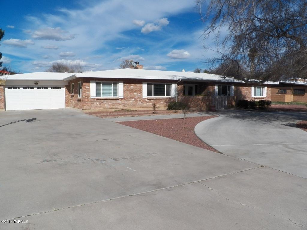 12025 East Barbary Coast Road Tucson, AZ 85749 - Photo 3 of 24