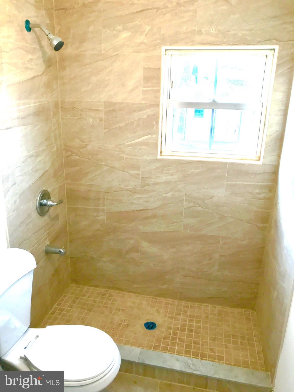 10 West Chelton Road Brookhaven, PA 19015 - Photo 23 of 32 First floor bathroom
