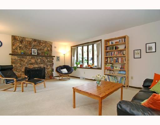 1309 Murdoch Road Pittsburgh, PA 15217 - Photo 3 of 8 Living Room. Bright and spacious Living Room with large window