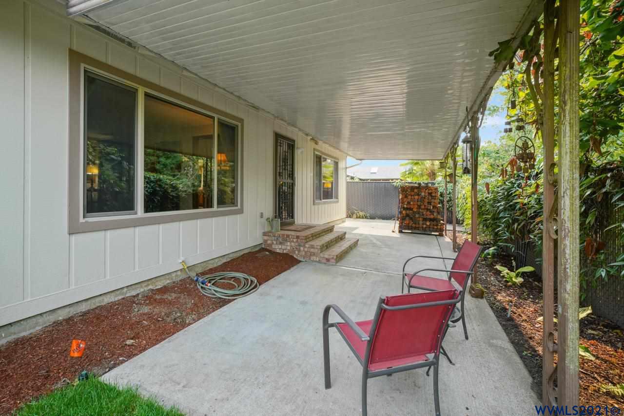 2595 Walker Road Northeast Salem, OR 97305 - Photo 29 of 31 Gallery Image 29