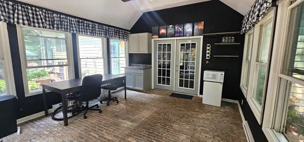 $789,000 | 2S720 Nelson Lake Road, Batavia, IL 60510