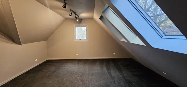 $789,000 | 2S720 Nelson Lake Road, Batavia, IL 60510