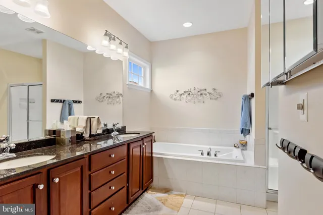 $525,000 | 222 Clubside Drive, Unit 261, Taneytown, MD 21787