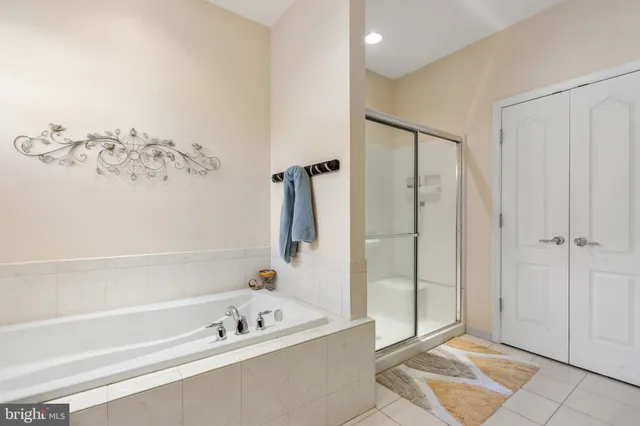 $525,000 | 222 Clubside Drive, Unit 261, Taneytown, MD 21787