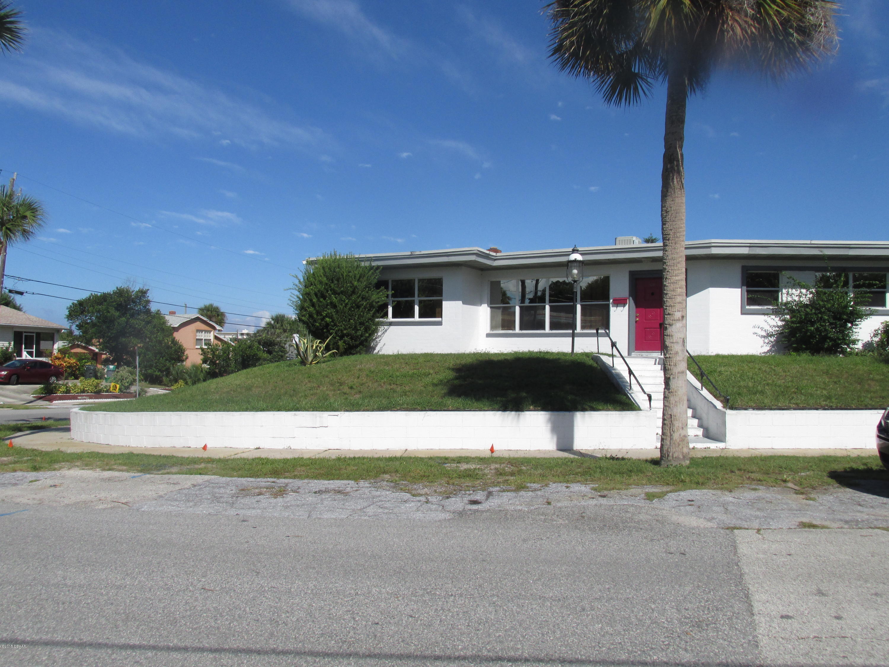 1501 Cres Ridge Road Daytona Beach, FL 32118 - Photo 2 of 31 FRONT