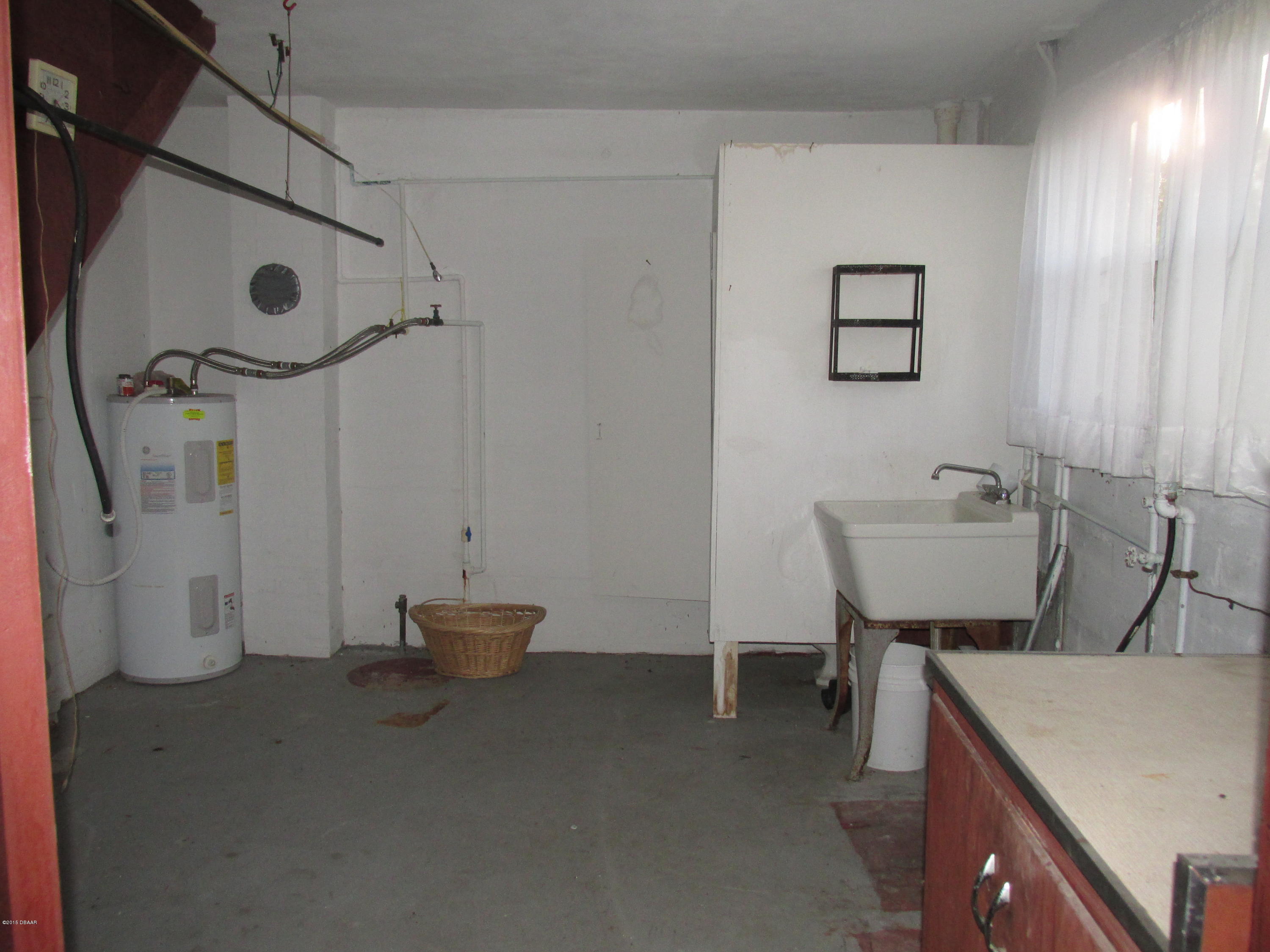1501 Cres Ridge Road Daytona Beach, FL 32118 - Photo 30 of 31 .