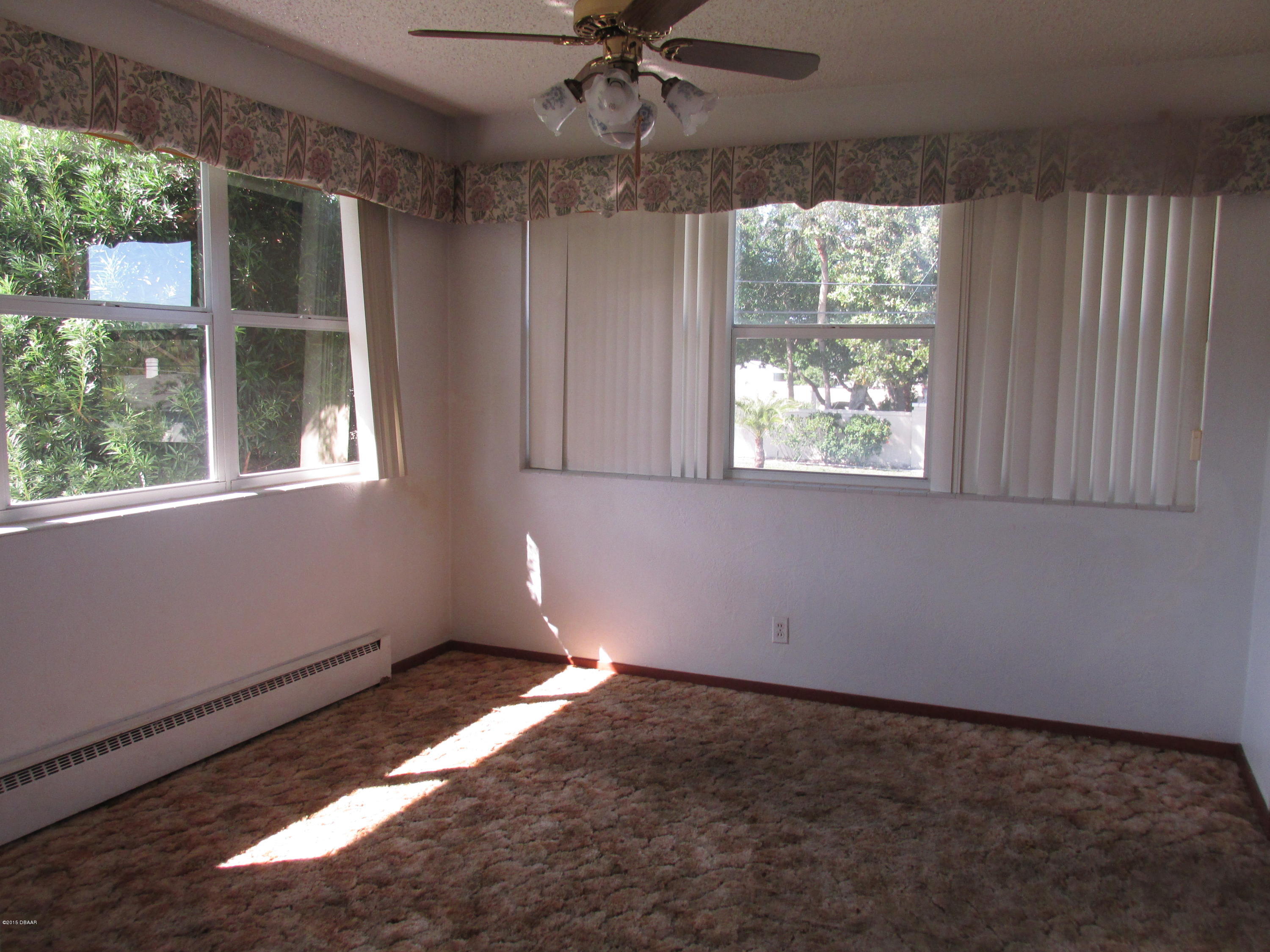 1501 Cres Ridge Road Daytona Beach, FL 32118 - Photo 6 of 31 .